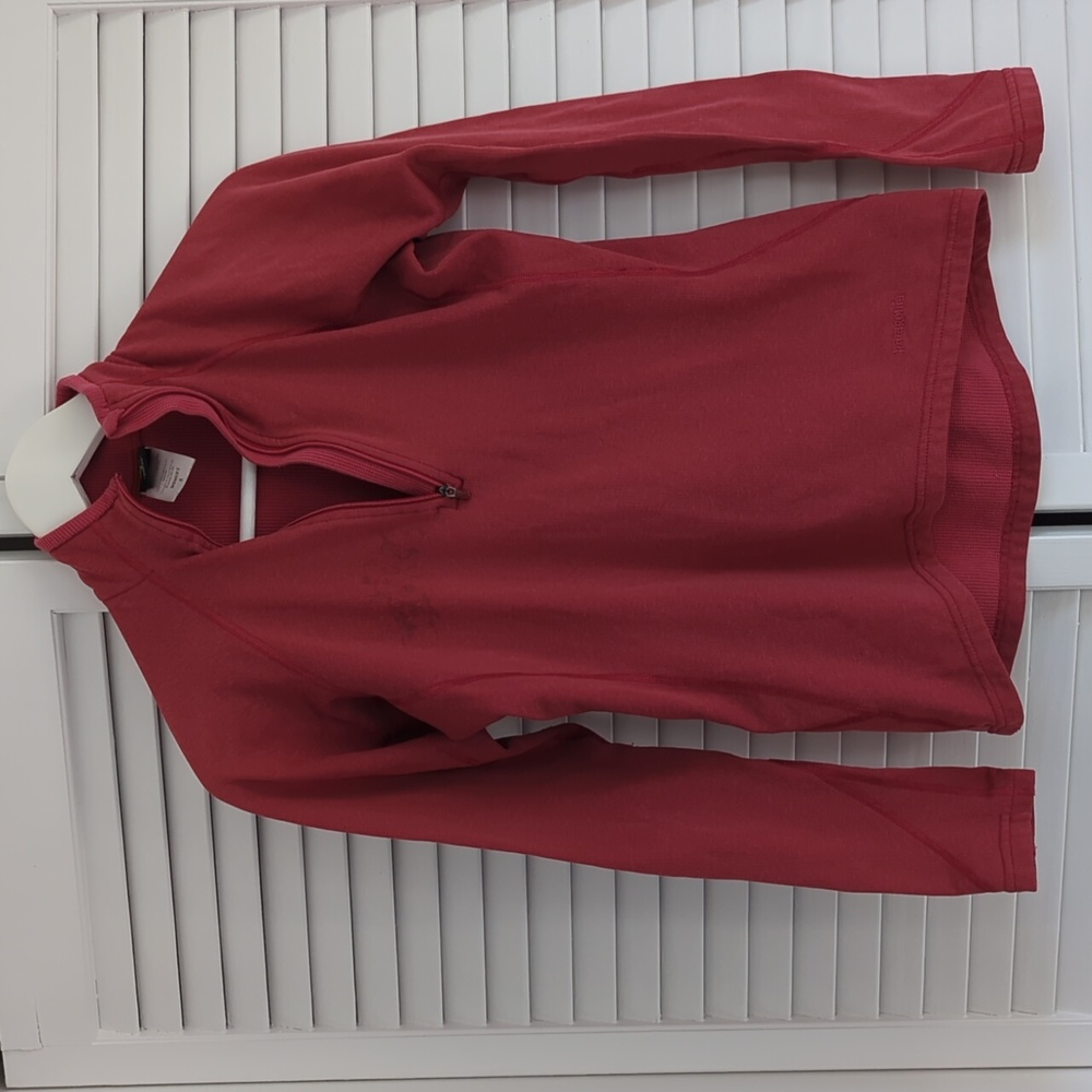 W Patagonia Capeline Midweight Long Sleeve Quarter Zip Size Small/XS Red
